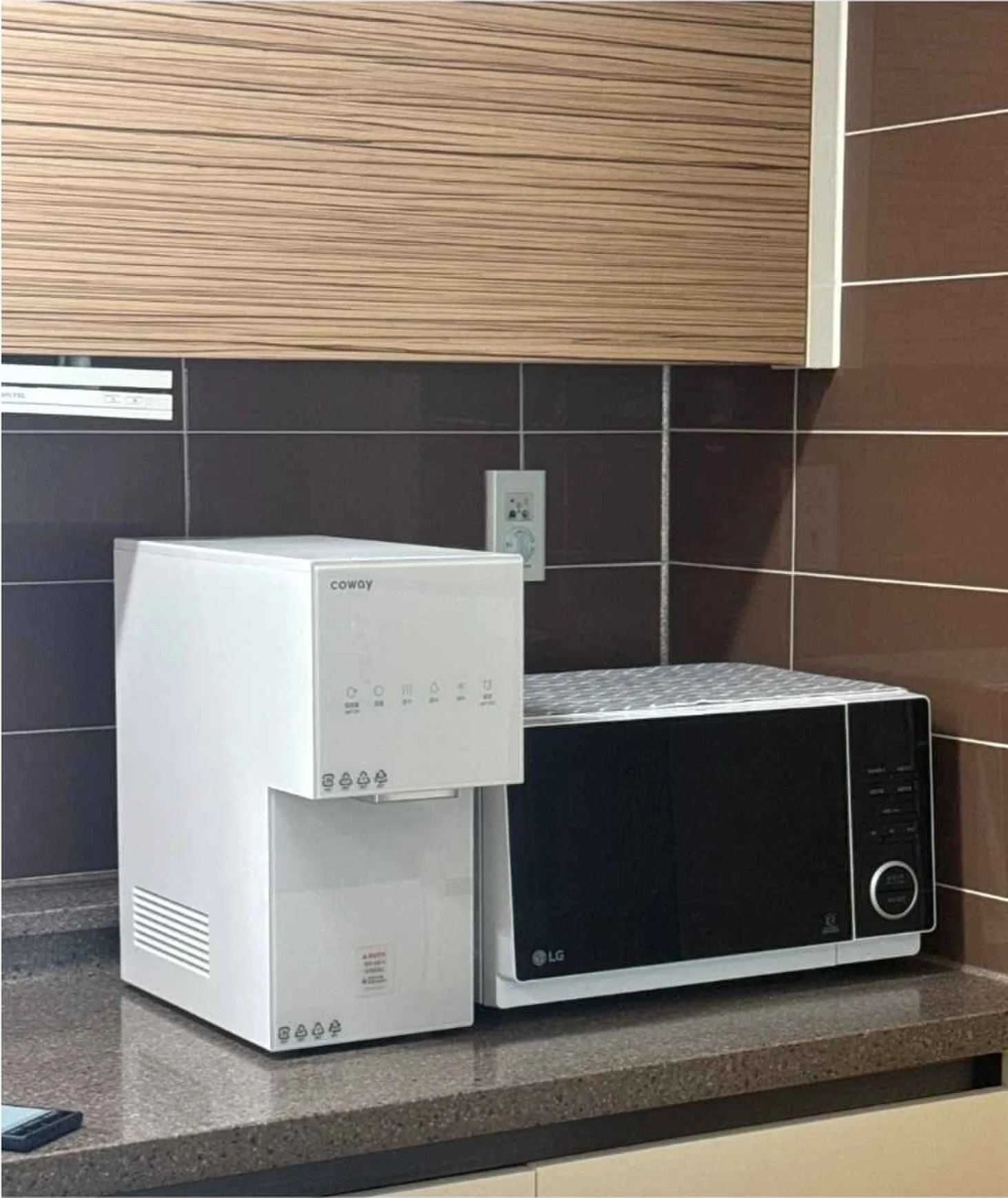 신사 코웨이얼음정수기 설치 현장